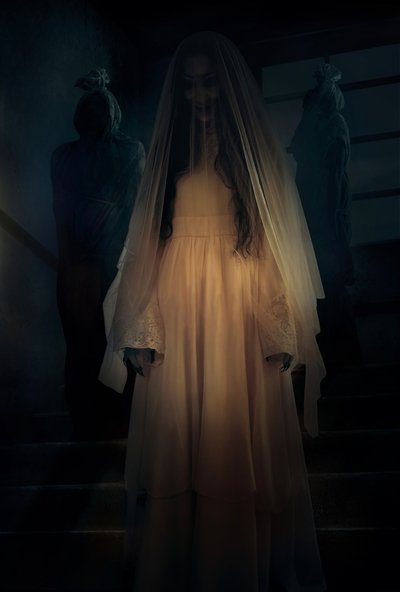Satan's Slaves Communion