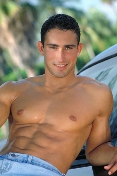 Imagem de Darren Fernandez
