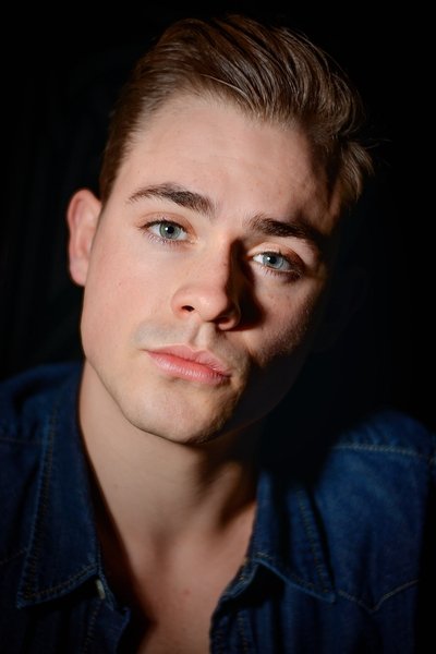 Photo de Dacre Montgomery dans Elvis