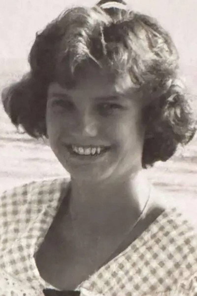 Joan Chambers