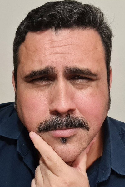 Carlos Miola