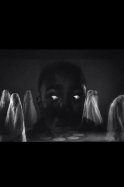 Poster do Filme The Walls Keep Talking