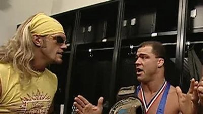 RAW is WAR 390