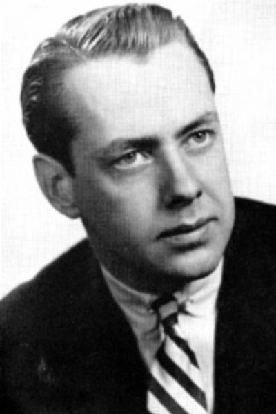 Photo de Howard Erskine dans Celebrity