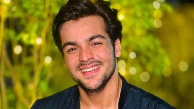Ashish chanchlani funny 🤣 perfume ad
