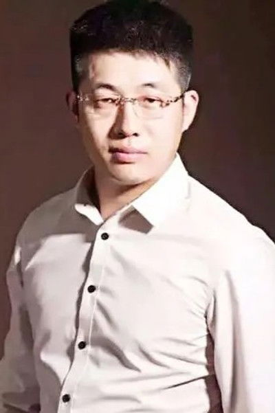 Jingbo Guo
