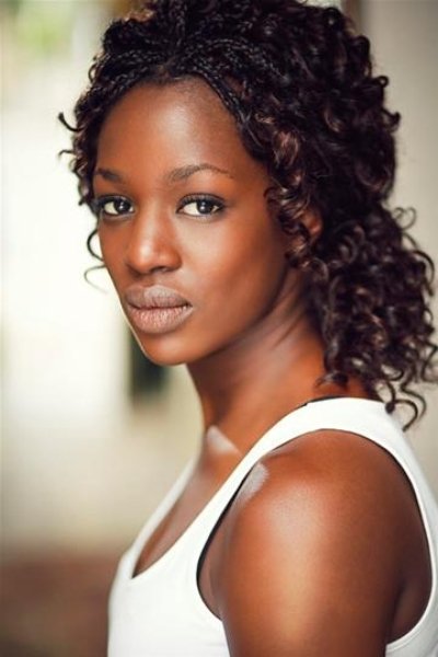 Photo de Jennifer Saayeng dans Wicked