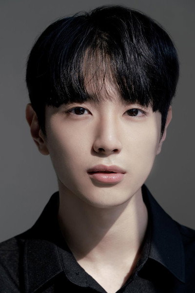 Lee Ro Woom