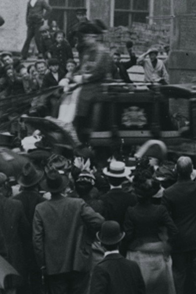 De opening van de beide kamers der Staten-Generaal door H.M. koningin Wilhelmina