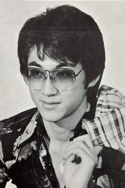 华伦