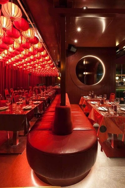 Poster do Filme The Biggest Chinese Restaurant in the World