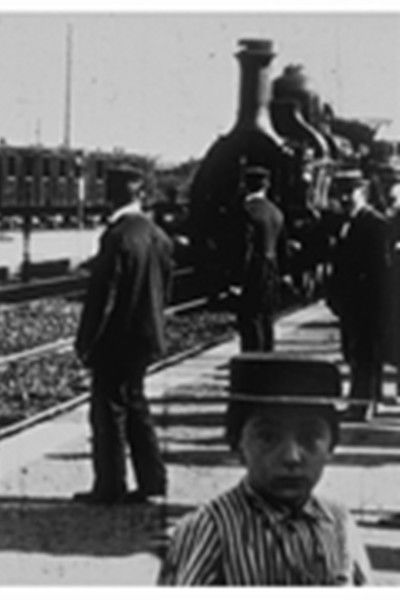 movie poster for Arrivée d’un train en gare