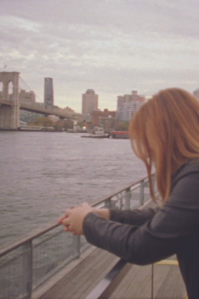 Poster do Filme Please Don't Go