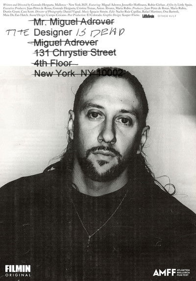 Poster do Filme The Designer is Dead