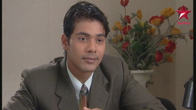 Gautam returns Tulsi�s money