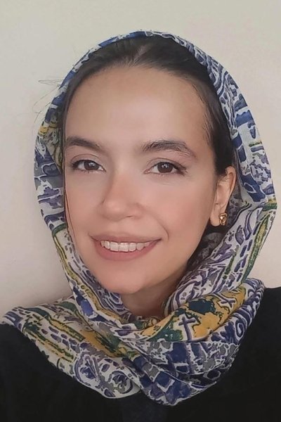 Imagem de Tina Taghdiri
