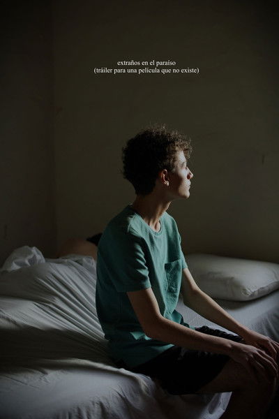 Poster do Filme Extraños en el paraíso (tráiler para una película que no existe)