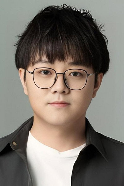 Liangwei Hu