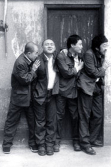 Poster do Filme 後房 – 黑，天亮了！