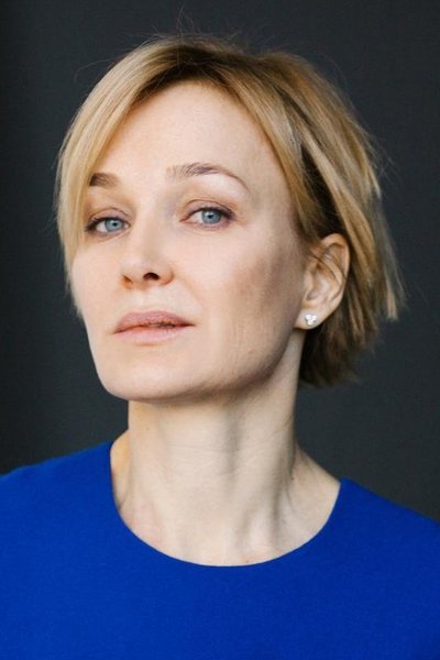 Киім сексуалды және әдемі және заңды жаста.