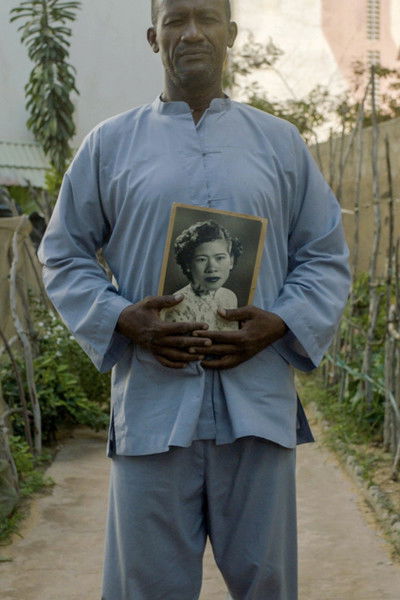 Poster do Filme The Specter of Ancestors Becoming