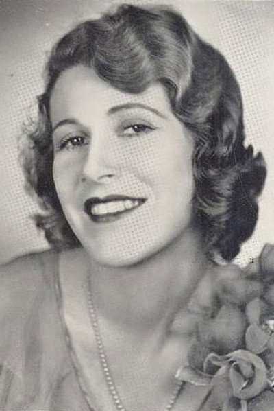 Renée Macready