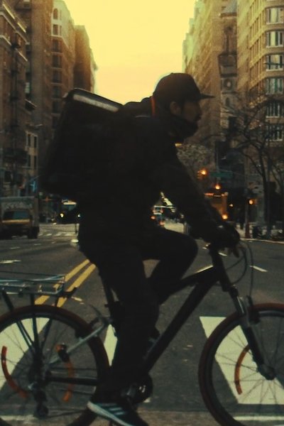 Poster do Filme Delivered