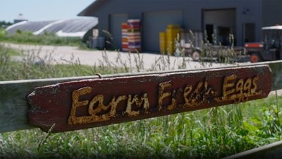 Three Brothers Farm, Uncle Wolfie’s Breakfast Tavern