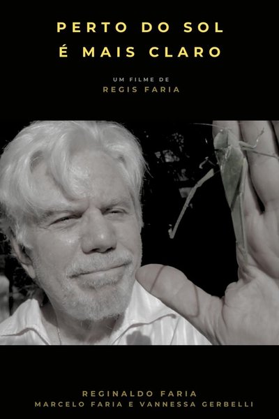 movie poster for Perto do Sol é Mais Claro