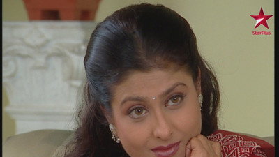 Mandira Cheers up Mihir