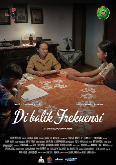 Poster do Filme Di Balik Frekuensi