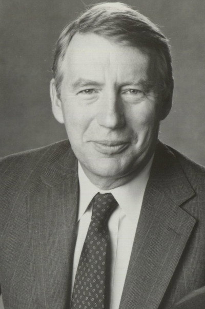 Robert MacNeil