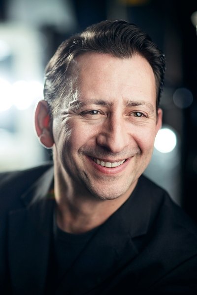 Photo de Ashley Artus dans Les Misérables