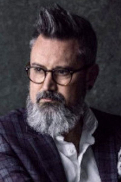 Imagem de Simon Daykin