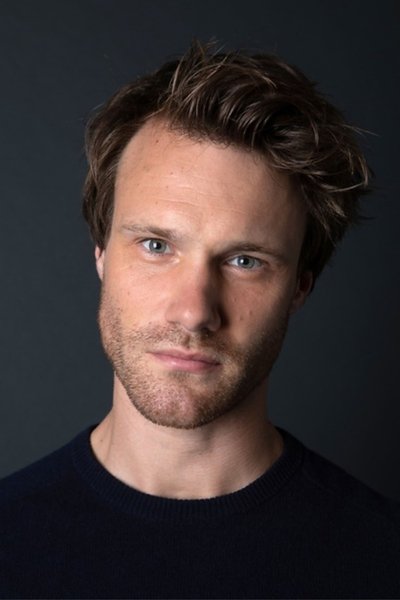 Imagem de Hugh Skinner