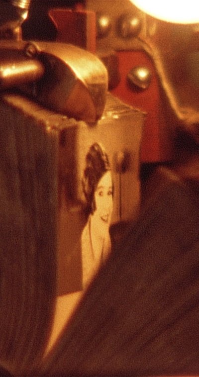 Poster do Filme Between My Flesh and the World's Fingers