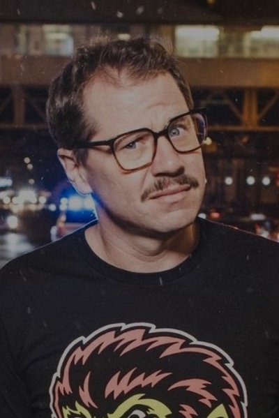 Imagem de Dustin Nickerson