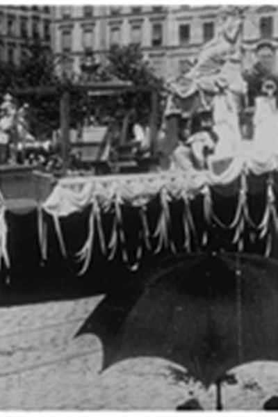 Poster do Filme Cavalcade (char du soleil)