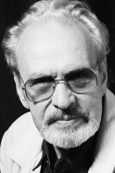 Ernest Yasan