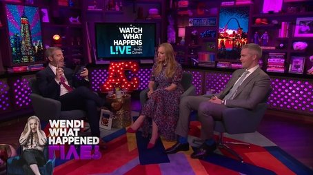 Wendi McLendon-Covey & Ryan Serhant (2019) - Episode 167 poster and promotional image