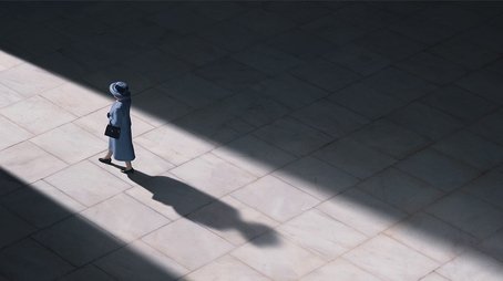 The Crown (2016) poster