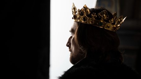 Kto tu rządzi? (2023) - Episode 1 poster and promotional image