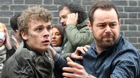 24/01/2017 (2017) - Episode 15 poster and promotional image