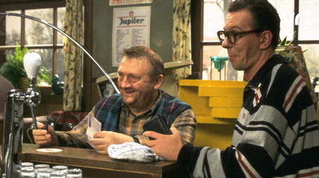 Totale uitverkoop (2000) - Episode 13 poster and promotional image