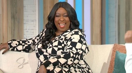 Loni Love, Pia Toscano (2022) - Episode 22 poster and promotional image