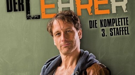 Season 3 (2015) - Season 3 poster and promotional image