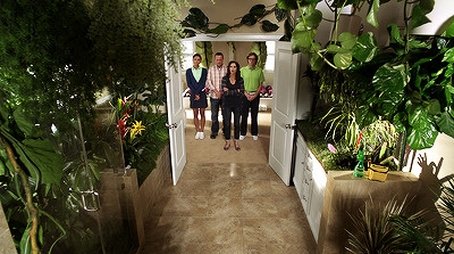 Bathroom Etiquette (2012) - Episode 4 poster and promotional image
