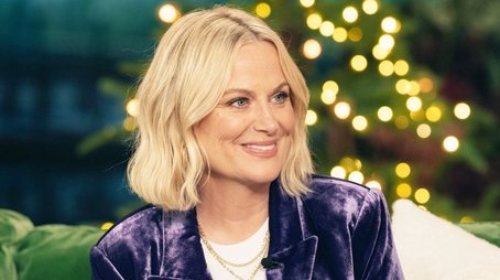 Amy Poehler, Gabriel LaBelle, Samara Joy, Tamera Mowry-Housley (2022) - Episode 63 poster and promotional image