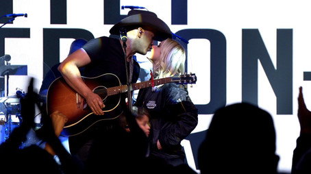 Něco jako country Sezóna 1