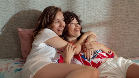 The Indiscreet Neighbor (2021) - Episode 1 poster and promotional image